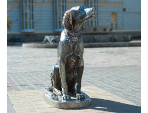 Скульптура памятник собаки